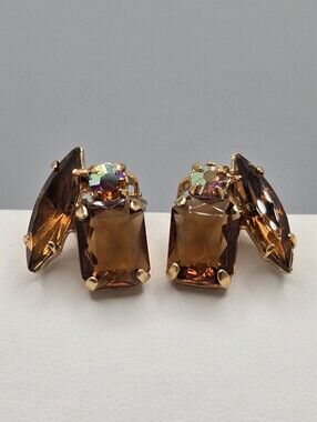 Vintage Mid Century Gold Tone Clip On Earrings Amber Topaz Rhinestone Cluster